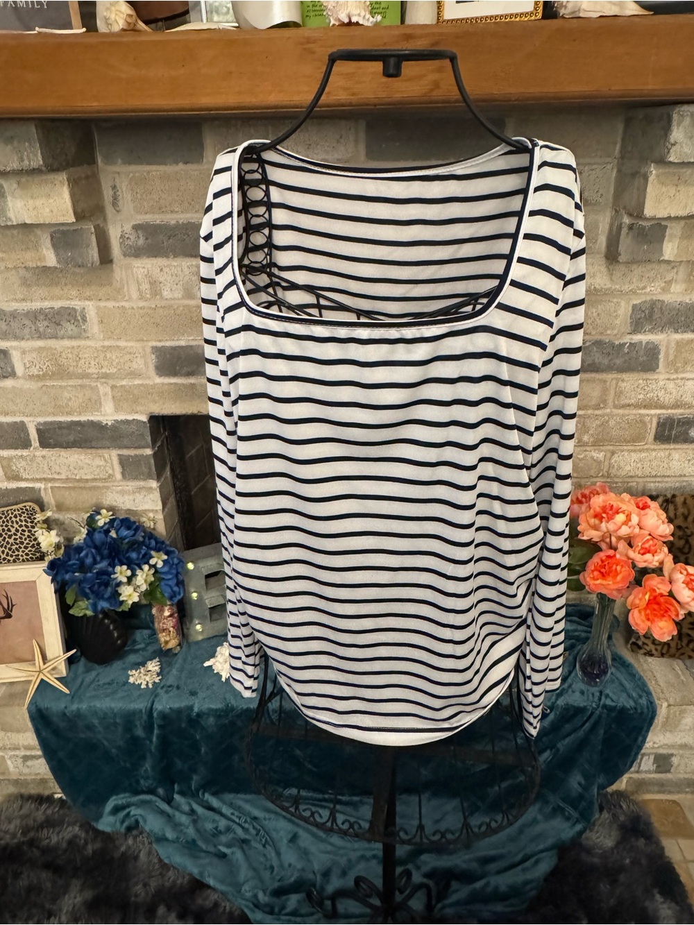 SHEIN Long-Sleeve Striped Scoop Neck Top